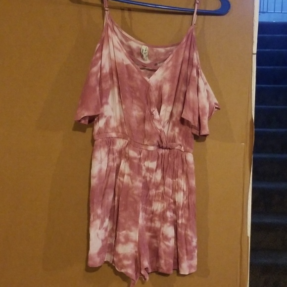 Romper - Picture 2 of 2